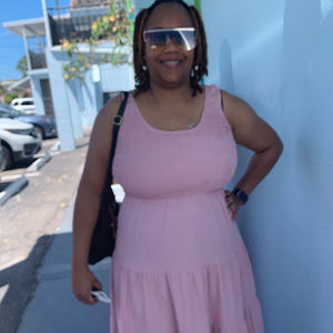 Meet your Posher, Yolanda